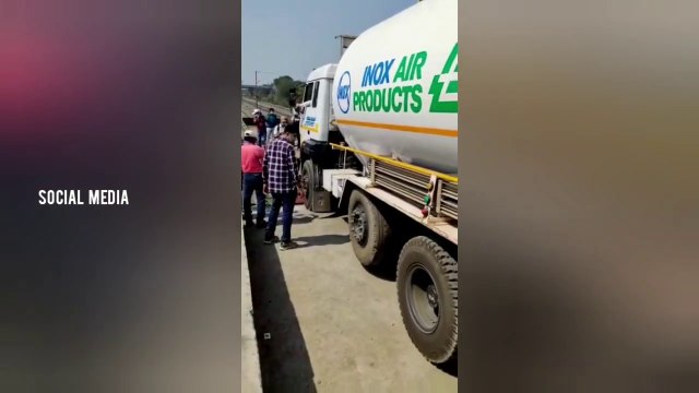 Train carrying Oxygen Tanker Trucks in India | oxygen express | Interstate oxygen supply by central government for covid 19 Treatments | Indian Railways