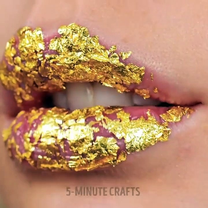 Soft Girl Vs. E-Girl || Gorgeous Tik Tok Trends With Jewelry, Clothes, Makeup And Lifestyle