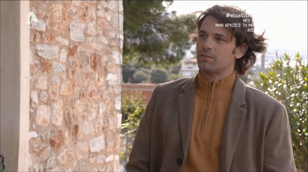Apostolis Totsikas - Ela sti thesi mou (season 5 episode 153 scenes)