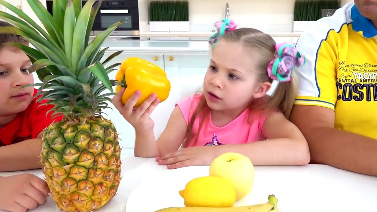 Diana And Roma Learn Colors With Yummy Fruits And Vegetables