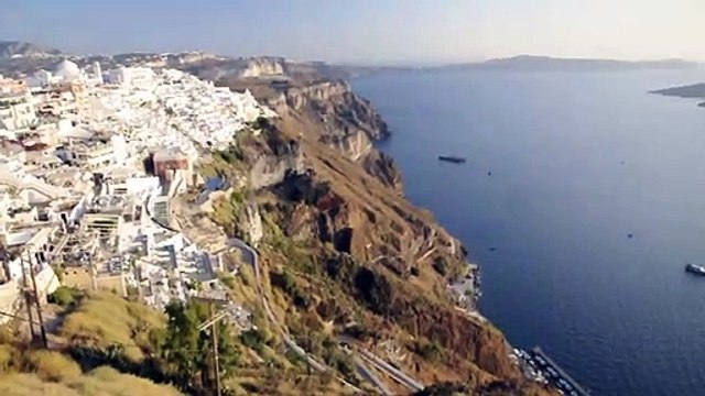 SAB.7-9-19- FIRA CAPITALE DI SANTORINI NEL 1 GIORNO DI TREKKING ALLE ISOLE CICLADI IN GRECIA.