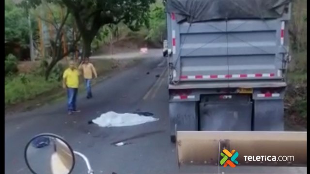 tn7-Motociclista muere tras ser arrastrado varios metros por tráiler-200421