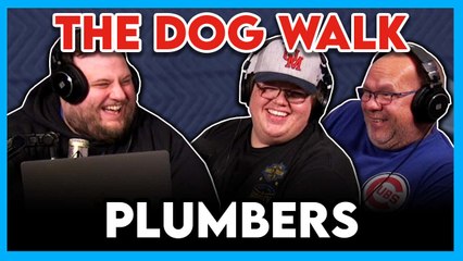 The Look On This Plumbers Face When Talking About This Girls Shits Is Unbelievable