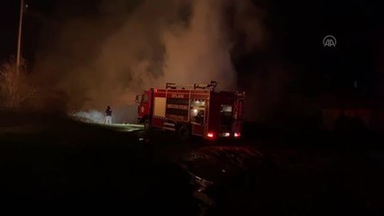 KASTAMONU - 2 ev, 2 ahır ve samanlığın hasar gördüğü yangın kontrol altına alındı