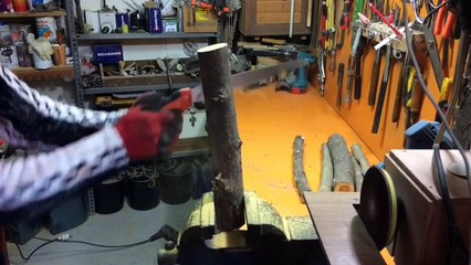 PVC kapıyı sanat eserine dönüştürdü