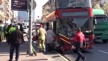 İstanbul'da otobüs kazası: 1 kişi öldü, 1 kişi yaralandı