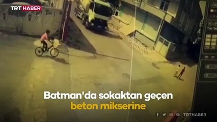 Bisikletli çocuk ölümden kıl payı kurtuldu