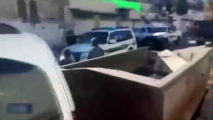 İsrail polisi eşeğe bile el koydu! İşte o görüntüler...