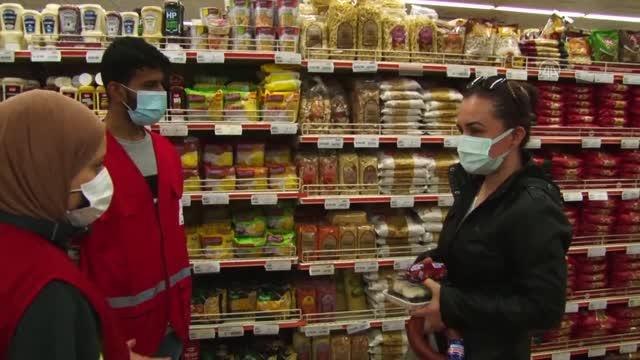 Türk Kızılay Kolide sizin de hayrınız olsun projesiyle ihtiyaç sahiplerine ulaşıyor