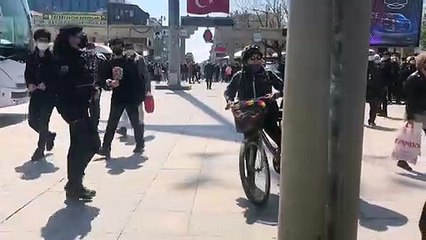 1 Mayıs Platformu’na polis müdahalesi: 30’dan fazla kişi gözaltına alındı