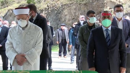 DİYANET İŞLERİ BAŞKANI ERBAŞ, AMCASININ CENAZE NAMAZINI KILDIRDI