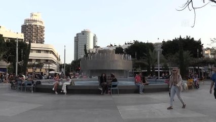 İsrail'de hayat aşı sayesinde normale dönmeye başladı