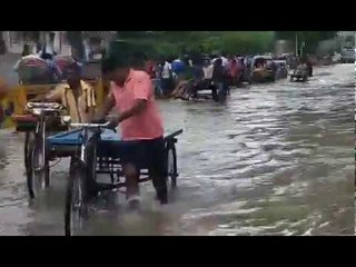 এ অবস্থা থেকে কী নগরবাসী পরিত্রাণ পাবে?