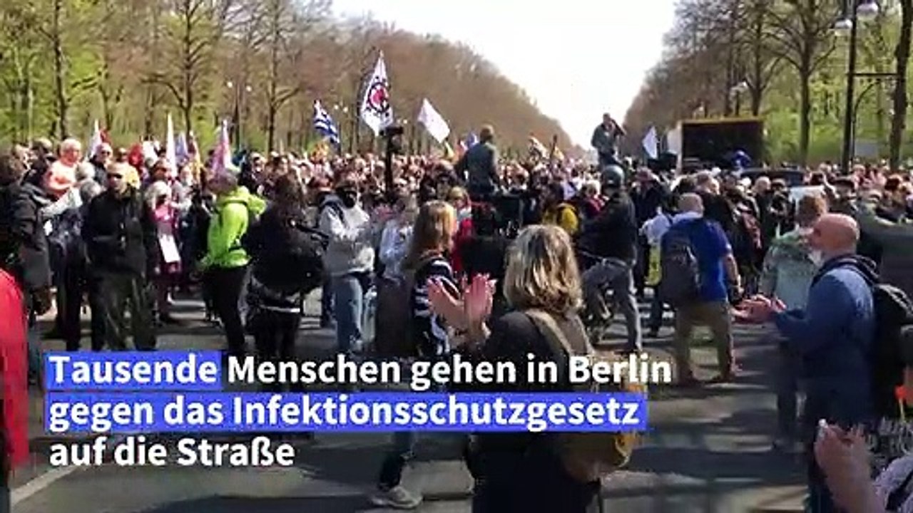 Tausende protestieren in Berlin gegen Corona-Notbremse