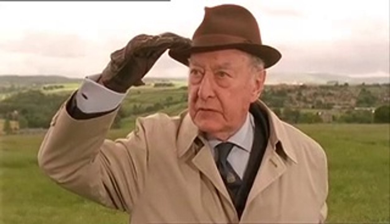 Last Of The Summer Wine S26/E5 'Who's That Mouse in the Poetry Group?' Peter Sallis, Frank Thornton, Dora Bryan