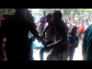 ডাক্তার হওয়ার স্বপ্নে বাধা হতে পারেনি মোটরসাইকেল দুর্ঘটনা | Jagonews24.com