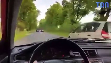 Très étonnant que sa voiture ait réussi le contrôle technique