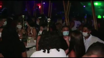 Récord de fallecidos por covid en un solo día en Colombia, más de 400