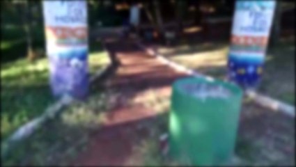 Praça dos Mosaicos: Trabalhadores realizam obra em fonte; Morador é ameaçado durante filmagem