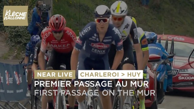 Flèche Wallonne Hommes 2021 - Premier passage au Mur du Huy / First passage atop the Mur du Huy