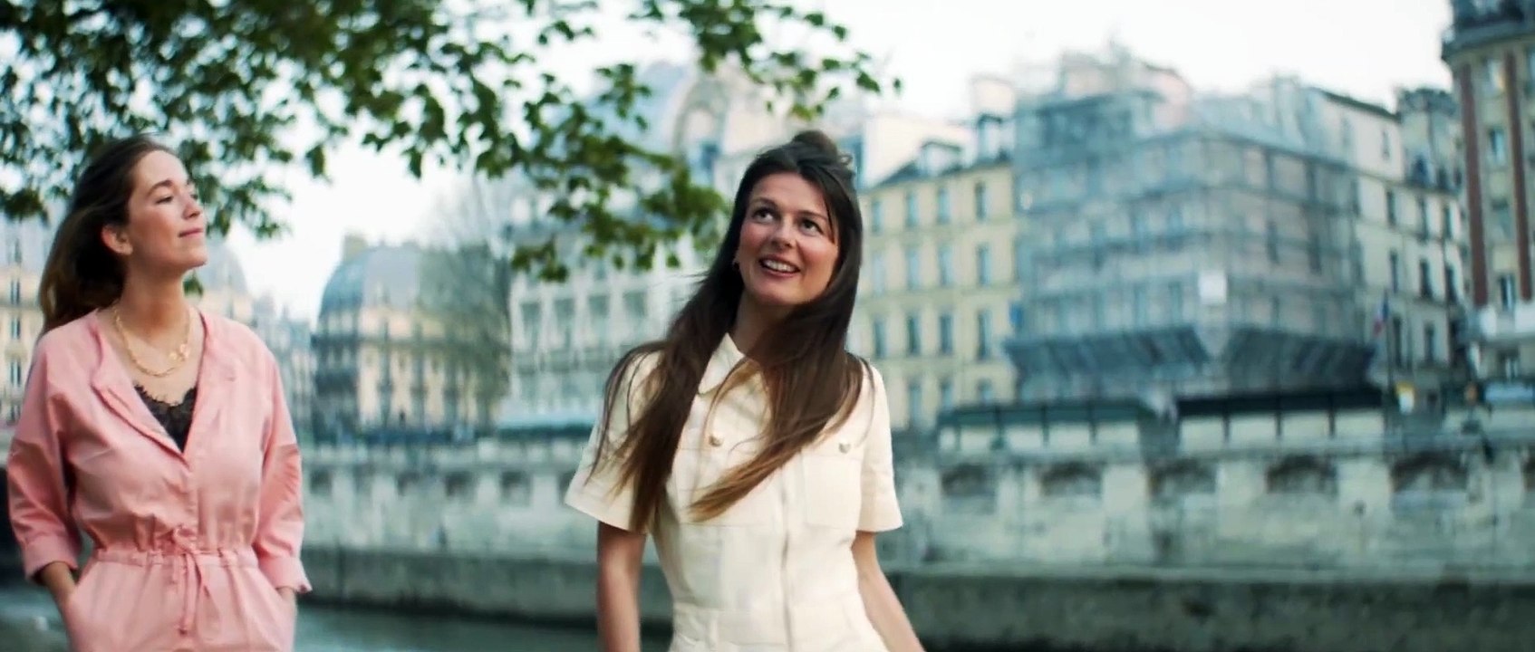 Les Frangines NotreDame video Dailymotion