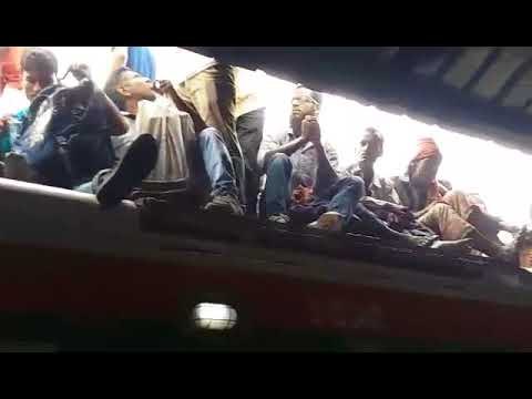 সকালের ট্রেন দুপুরেও নেই, স্টেশনে হাজার হাজার যাত্রী - jagonews24.com