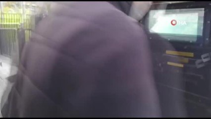 Kartal'da EFT dolandırıcılığıyla bilezik çalan şahıs kıskıvrak yakalandı