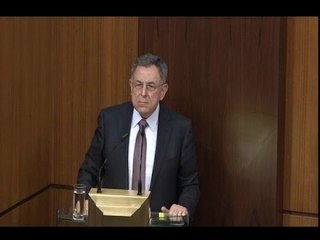 السنيورة ترك المالية وظلت ملائكته حاضرة منذ عام 2005 -  راوند بو خزام