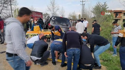 4 kişinin yaralandığı kaza güvenlik kamerasında