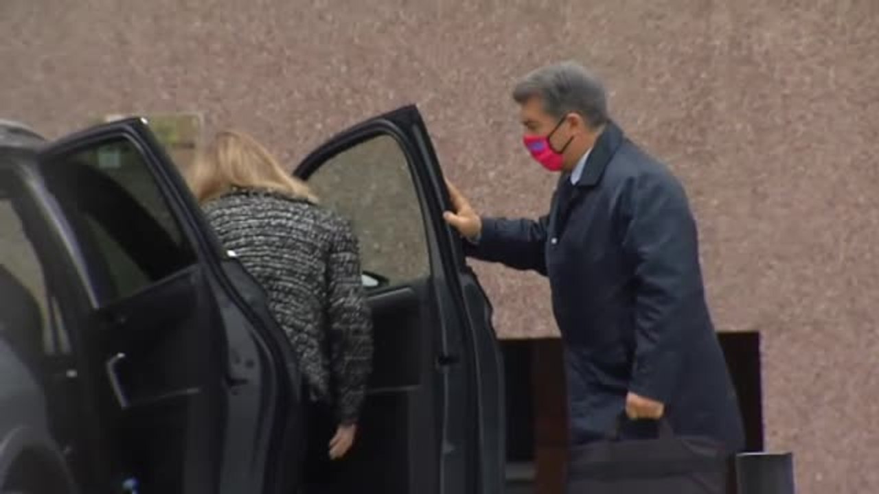 Laporta explica a Koeman y a los capitanes el proyecto de la Superliga