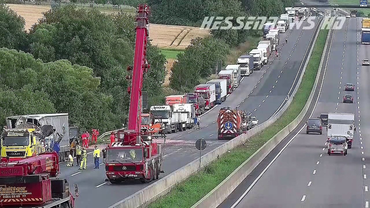 Nordhessen: Drei Tote Nach Horror-Unfall Auf Der A7 12.07.2016