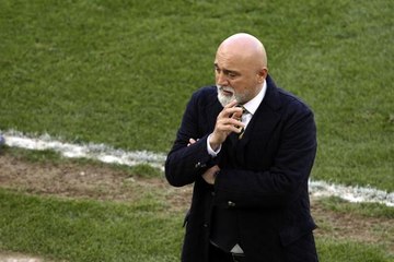Hikmet Karaman: "Kıbrıs Türk Cumhuriyeti neden UEFA'da oynamıyor?"
