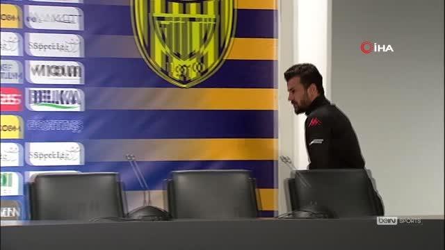 Ali Tandoğan: Denizlispor forması giyen herkes mücadeleden vazgeçmeyecek