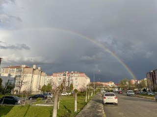 EDİRNE'DE GÖKKUŞAĞI GÜZEL GÖRÜNTÜLER OLUŞTURDU