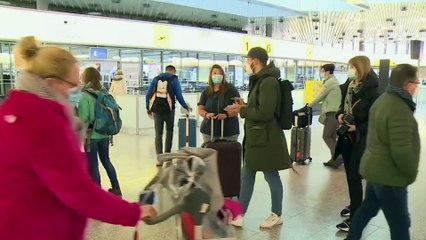 Reynders pide una bajada de los precios de las pruebas PCR