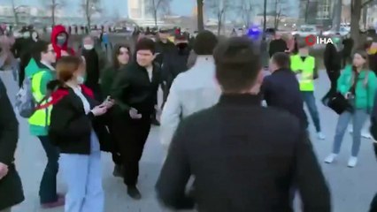 - Rusya’da, 'Navalny’ye özgürlük' protestolarında 400’den fazla kişi gözaltına alındı