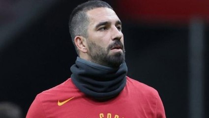 Arda Turan: Bazı şeyler zor ve ne anlatacağım bilmiyorum, hocamız bu yaşında gece gündüz emek veriyor