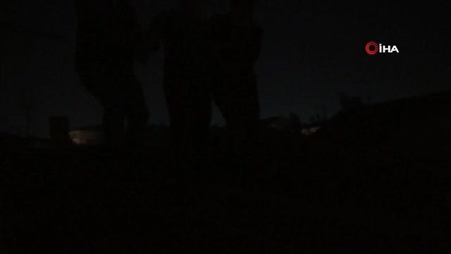 Hücre evinin çatısına saklanırken yakalandı...FETÖ'nün hücre evlerinde viski ve şarap şişeleri çıktı