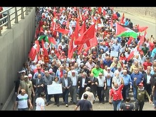 الشيوعي يتظاهر في عيد العمال العالمي -  ألين حلاق