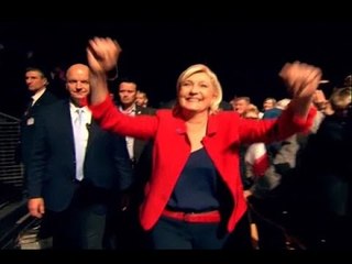 الصراع يحتدم بين لوبان وماكرون