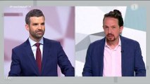 Pablo Iglesias se dirige a los trabajadores en el debate de Telemadrid
