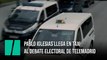 Pablo Iglesias llega en taxi al debate de Telemadrid
