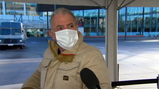 Victoria's mass vaccination hubs open, beginning inoculations