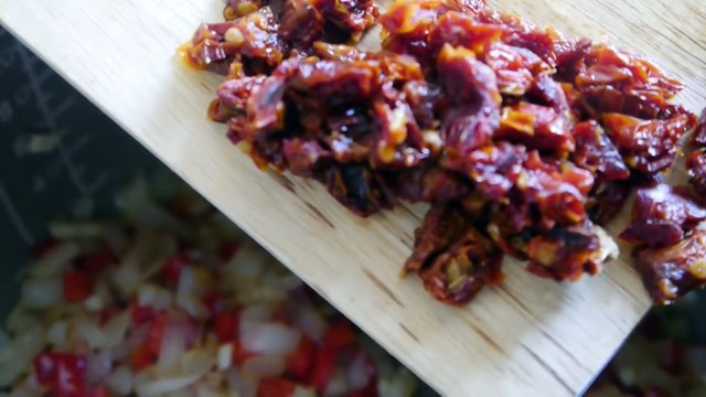 Como hacer EMPANADAS de carne de osobuco _ Receta de empanadas de carne - Paulina Cocina