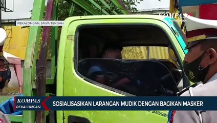 Sosialisasikan Larangan Mudik dengan Bagikan Masker