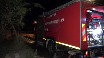 Yem fabrikasında çıkan yangın korkuttu