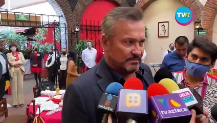 Arturo Peniche asegura que no tiene que reconquistar a su esposa