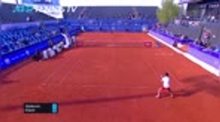 Belgrade - Djokovic fait plaisir à son public lors de son entrée en scène