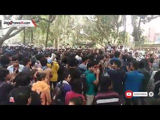 জাবি উপাচার্য অপসারণ দাবিতে আন্দোলন অব্যাহত | Jagonews24.com