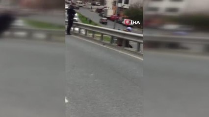 Son dakika haber... İntihara kalkışan vatandaşı polis ekipleri ikna etti